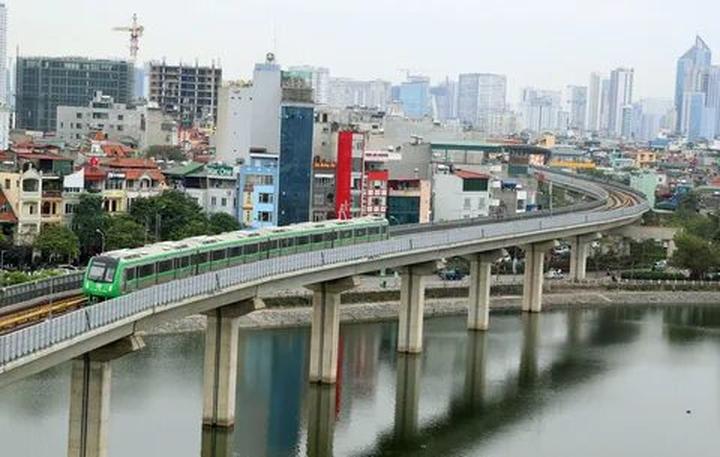 Từ Phụ nữ tuổi này dễ có